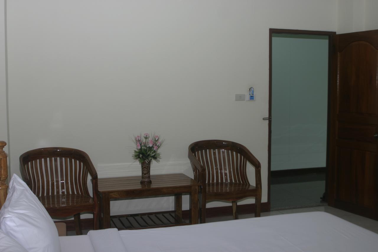 Sp Residence 나콘파놈 외부 사진