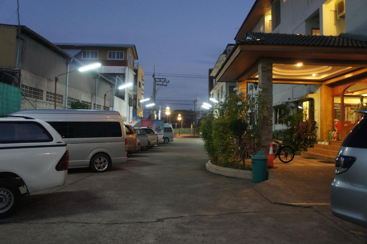 Sp Residence 나콘파놈 외부 사진