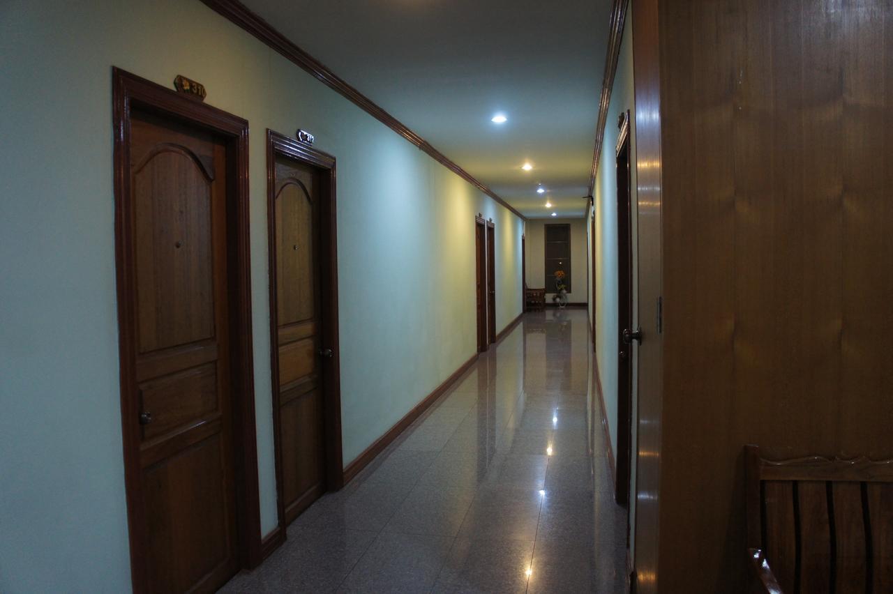 Sp Residence 나콘파놈 외부 사진